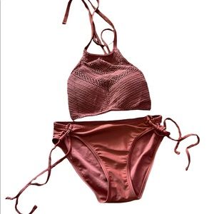 Xhilaration Rust Crochet high neck bikini 👙